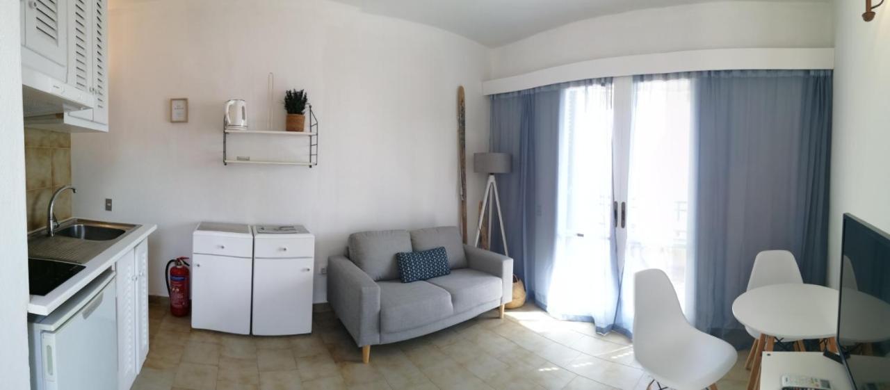 Glyfada New Era Home 31 Menigos Resort Apartments Екстериор снимка
